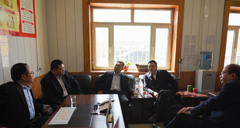 �����ƶ��������������ͬ־�˽�ô�Ŀǰũҵ������������ʹ��ڵ�����